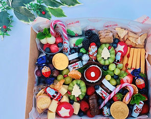Kids Festive Platter Box 1.jpeg