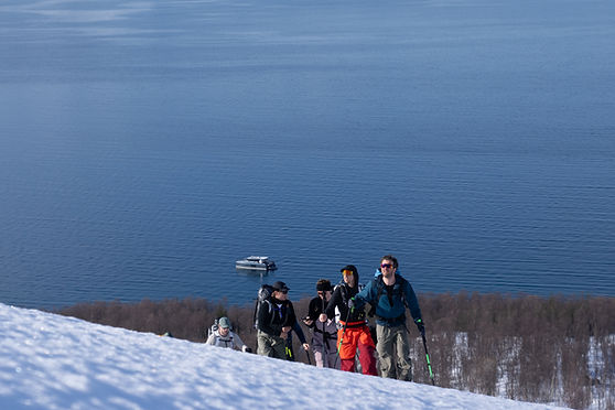 Ski guide in Lyngen Alps. Sail and Ski