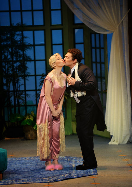 In Review: Biller and Irvin in Des Moines "Die Fledermaus"