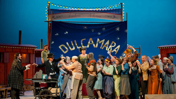Noel Bouley is dulcamara in "L'elisir d'amore" with Deutsche Oper Berlin