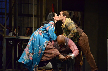 Abreu receives glowing reviews of his fill-in as Almaviva in Florida Grand Opera’s “Barber of Sevill