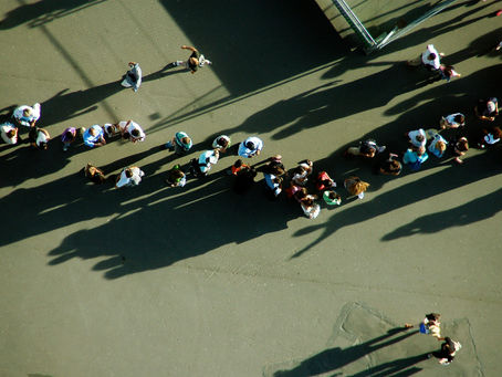 How To Actually Enjoy Waiting In Line (Yes, Really)