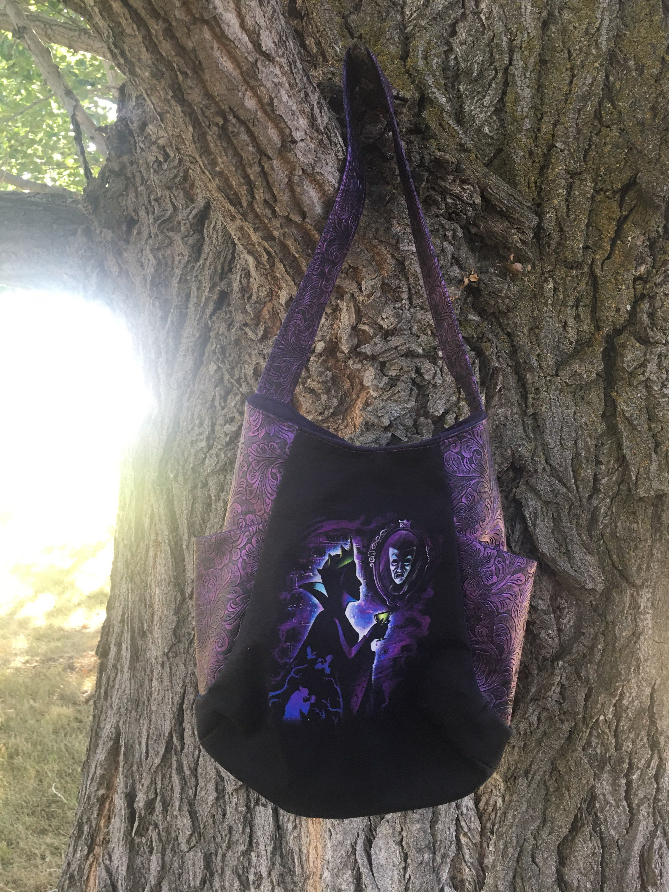 241 Tote | Queen of Evil