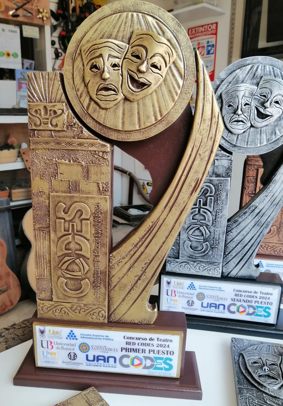 TROFEOS ARTESANALES EVENTOS CULTURALES BANDAS DE GUERRA CONCURSO DANZAS EVENTOS PREMIACION