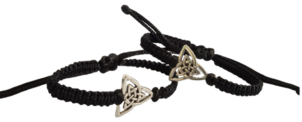 BRAZALETE MANILLA PULSERA TRIQUETA DE BRUJAS