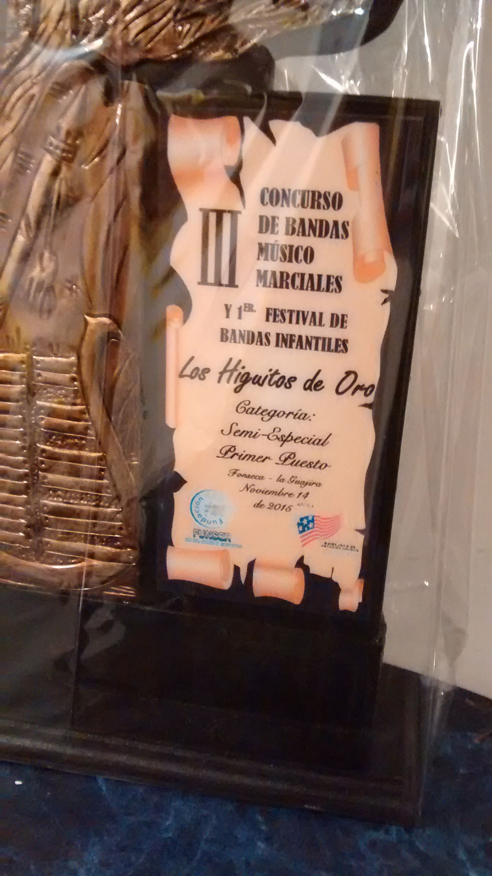 TROFEOS ARTESANALES EVENTOS CULTURALES BANDAS DE GUERRA CONCURSO DANZAS EVENTOS PREMIACION