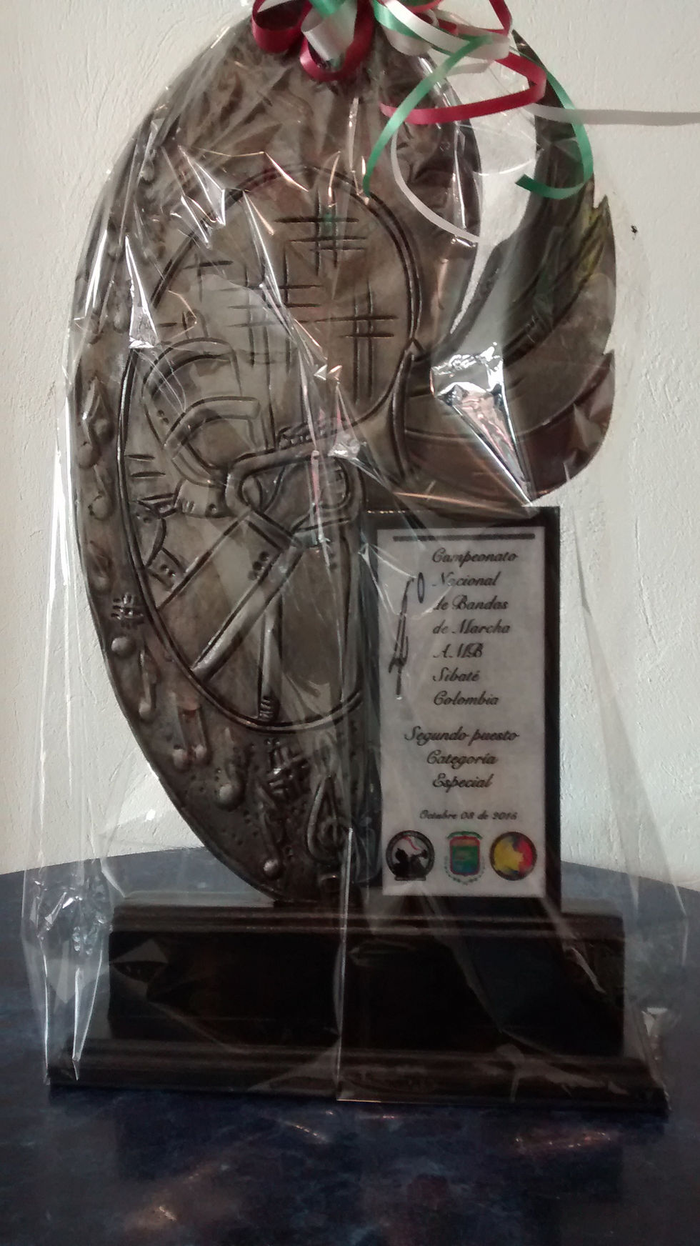 TROFEOS ARTESANALES EVENTOS CULTURALES BANDAS DE GUERRA CONCURSO DANZAS EVENTOS PREMIACION