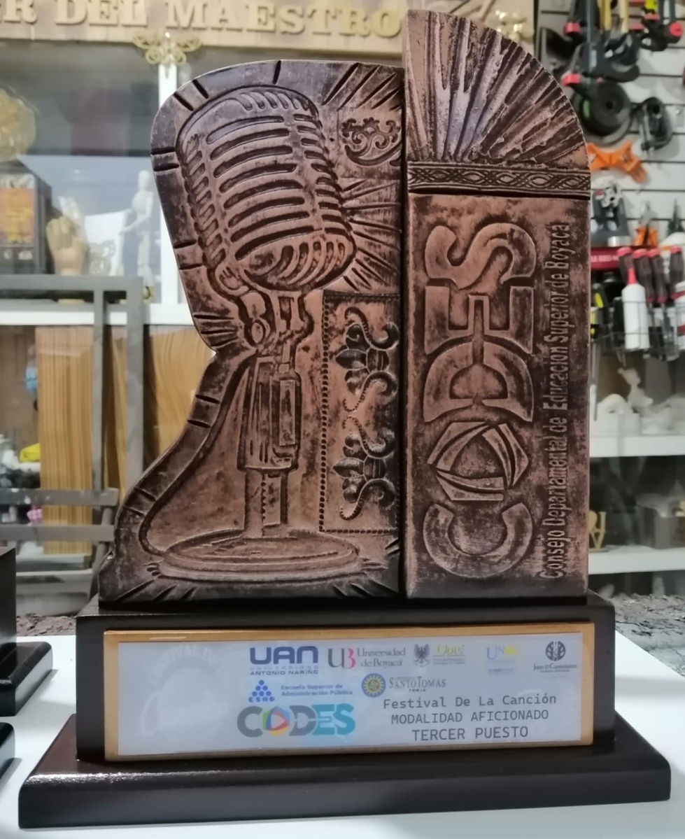 TROFEOS ARTESANALES EVENTOS CULTURALES BANDAS DE GUERRA CONCURSO DANZAS EVENTOS PREMIACION