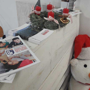 ROVERETO - Un successo il laboratorio di vetrinistica e visual merchandising