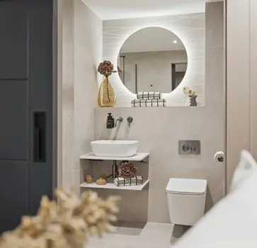 Glasgow, West End Flat