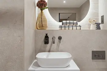 Glasgow, West End Flat