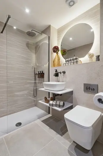 Glasgow, West End Flat