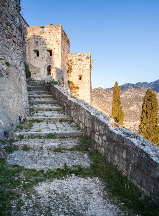 he Croatian-Hungarian kings loved it so much they sent dukes and nobles to rule over Klis
