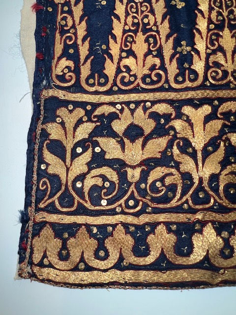 Miniature : ANTIQUE FRAGMENT OF NOBLE EMBROIDERY – MUSLIM ASIA – ca. 1880-1920
