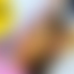 Susan and Sharzad from The SASS Tries Reiki Healing with Crystal!