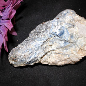 Blue Kyanite: The Heavy Hitter of Truth, Alignment & Energetic Clean-Up