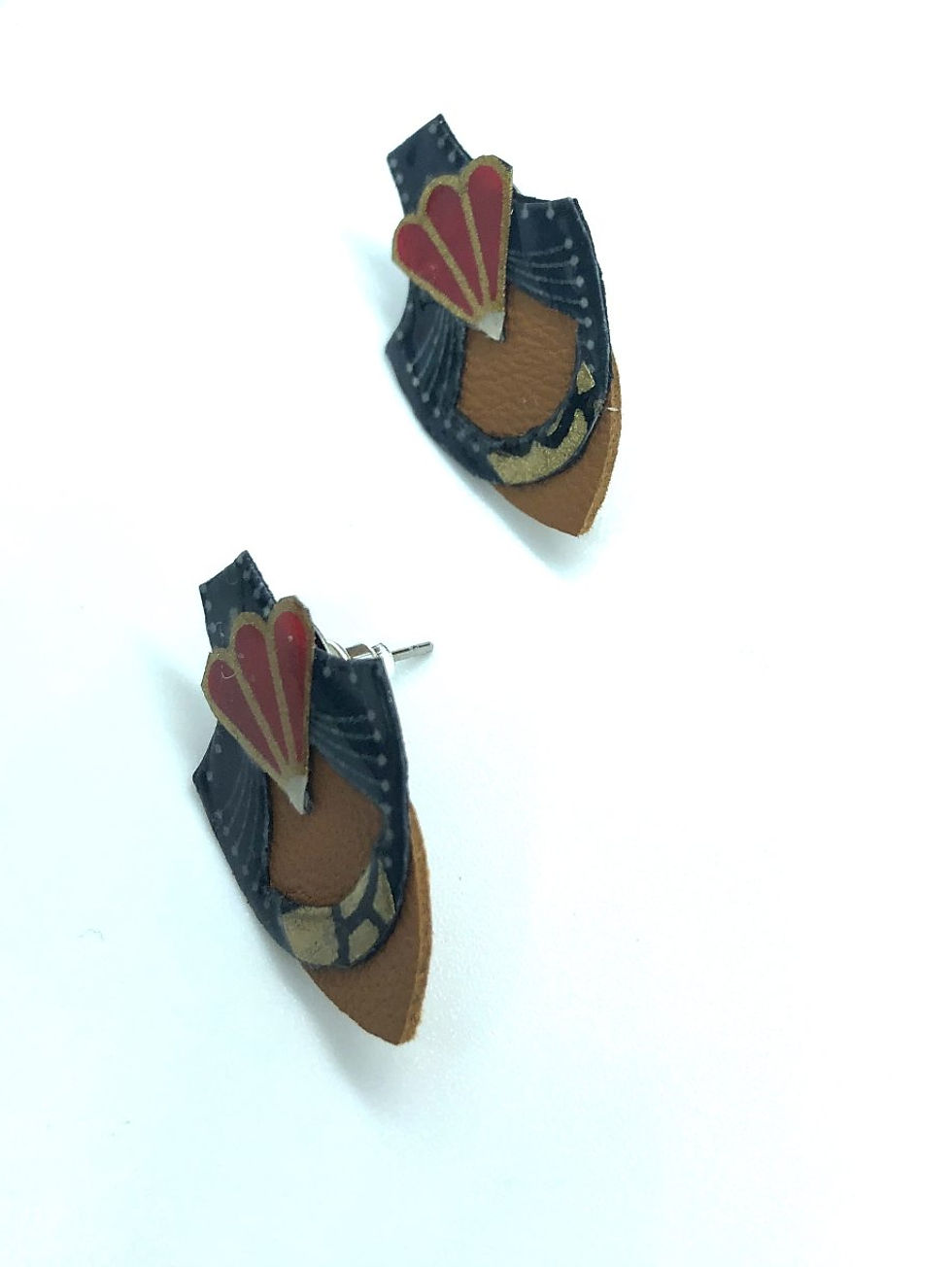 Miniature : Boucles d'Oreilles couronne Kanmuri 草冠 papier japonais/cuir