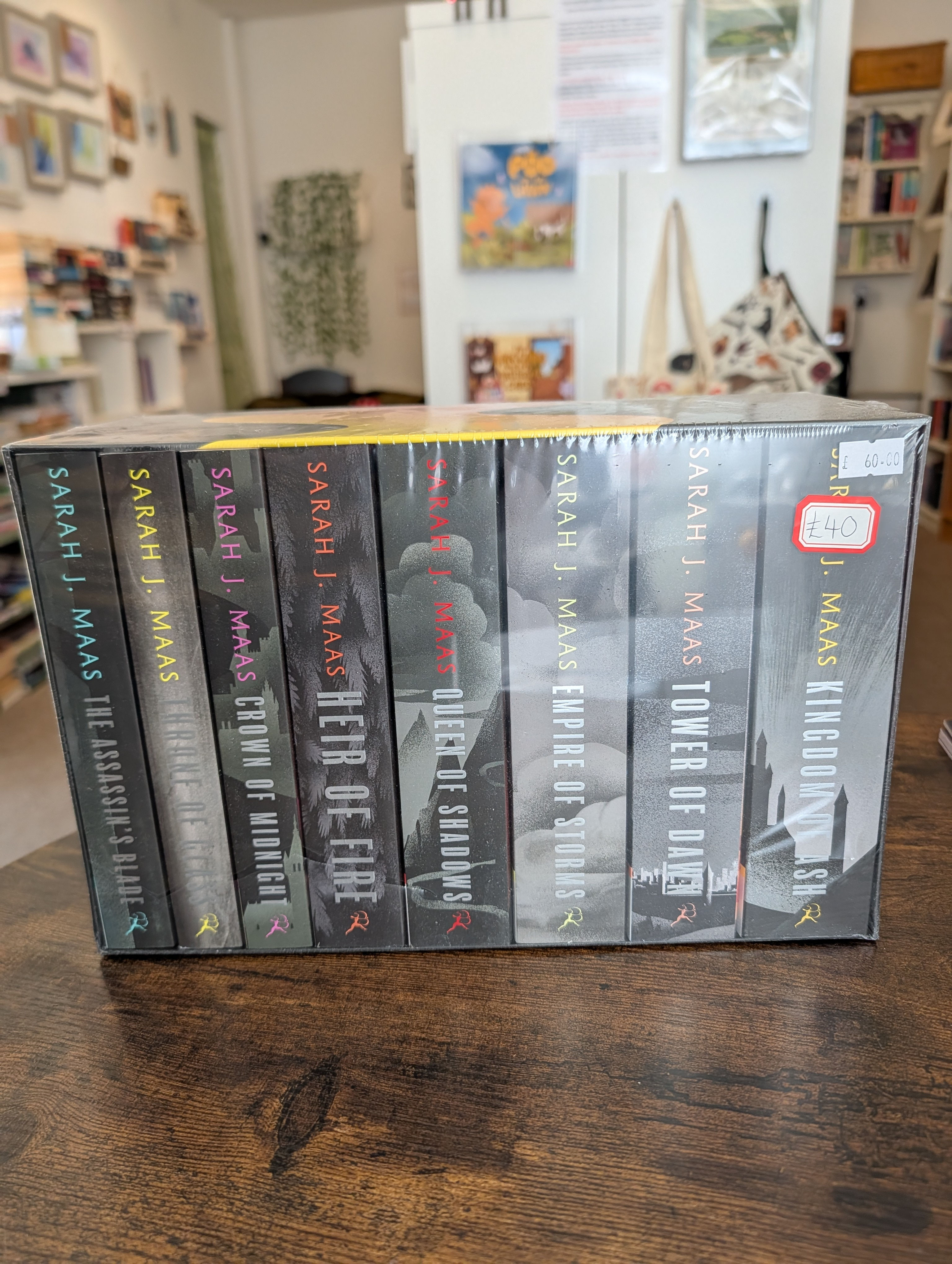 Throne of Glass Series Boxset by Sarah J. Maas