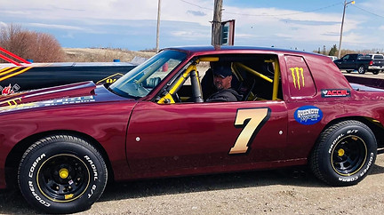 70 Car3.jpg