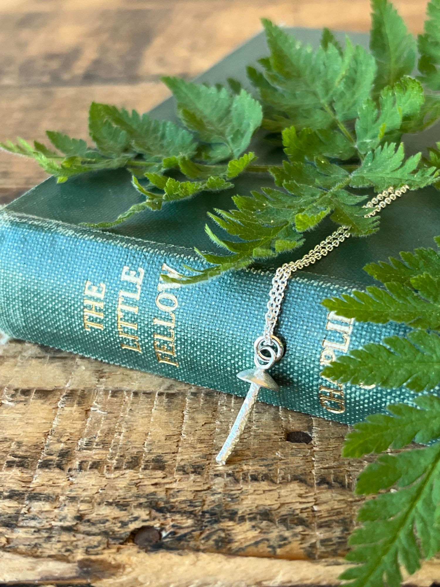 Mushroom necklace 