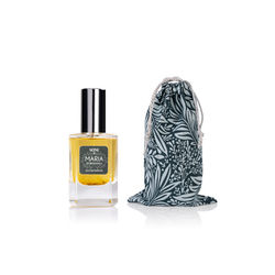 Maria_Packshoot_plus_saeckchen-schatten.