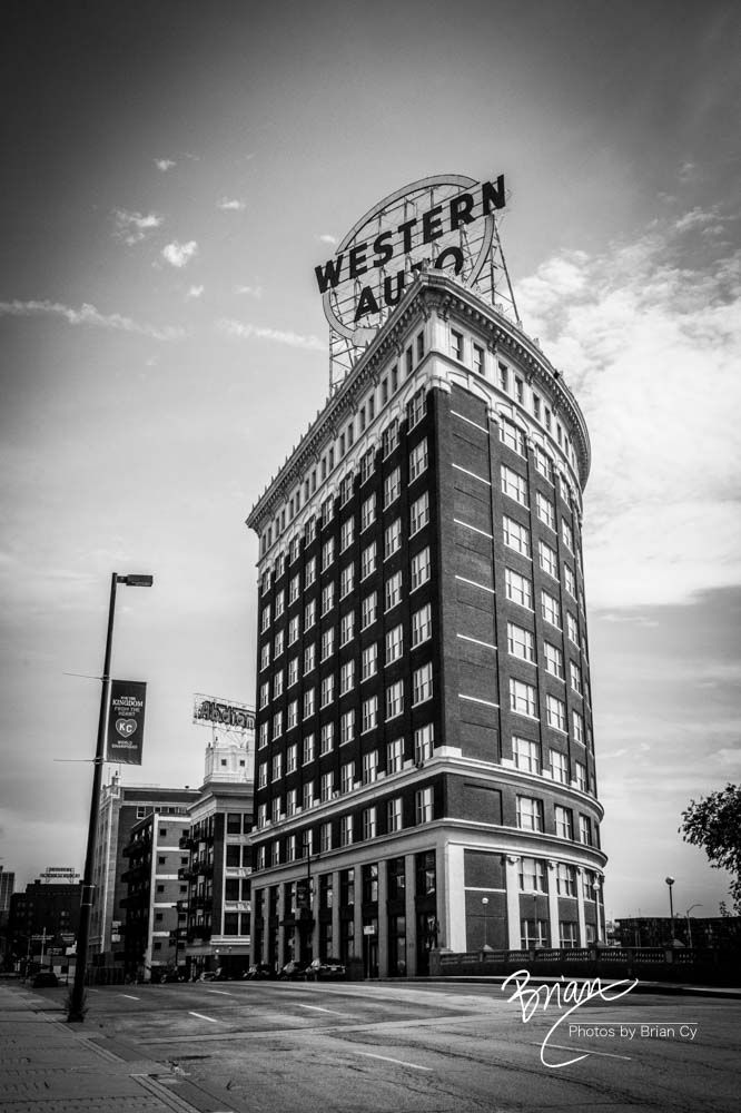Western Auto Building (5670)