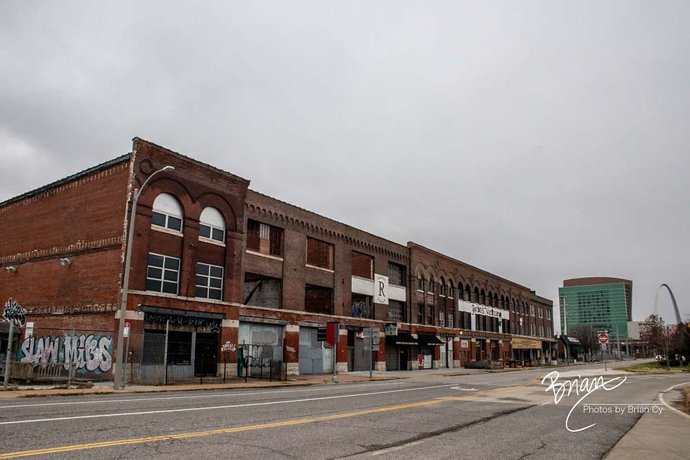 North Broadway (7675)