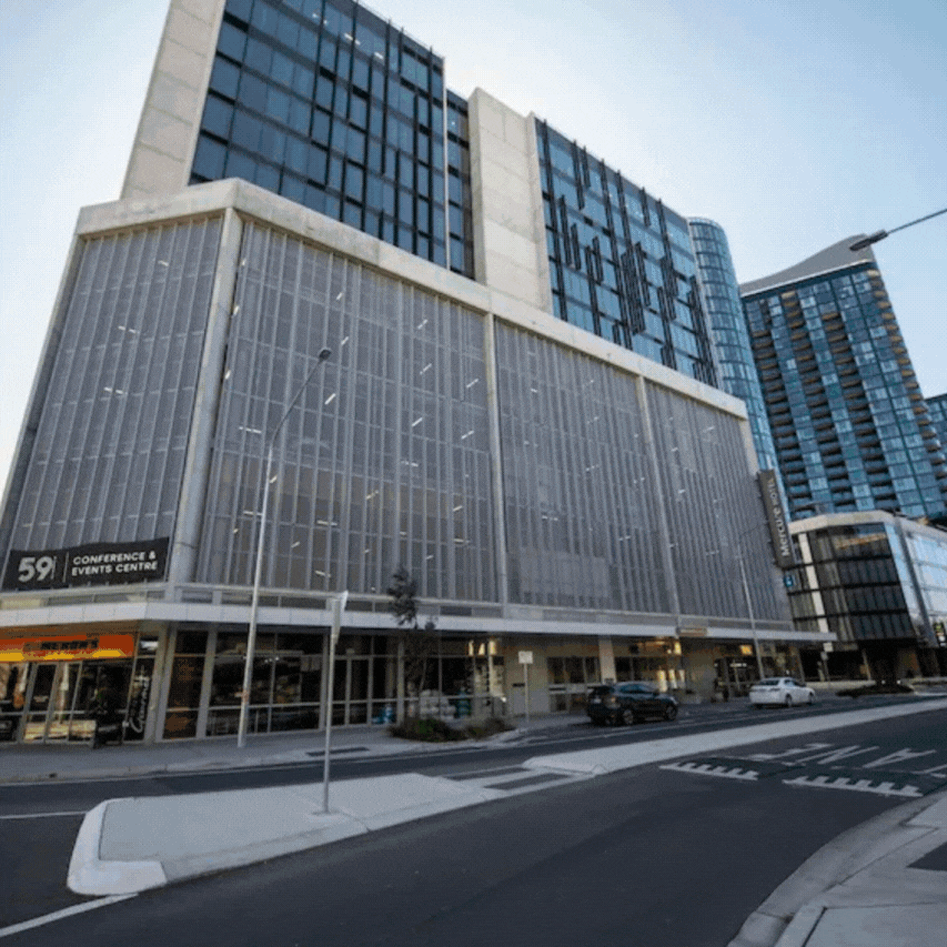 Mercure Belconnen.gif