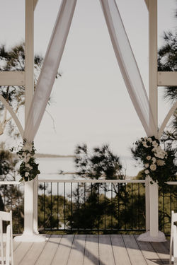 Sandstone Point Hotel Weddings