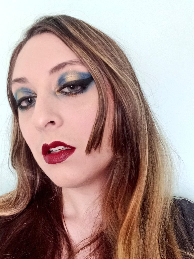 My makeup look inspired by The Good Wife of Bath by Karen Brooks.