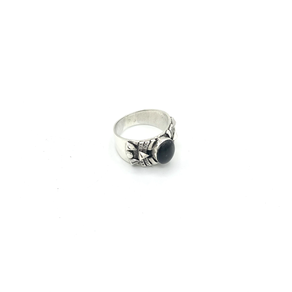 Miniature : bague Puma en argent massif et pierre d'onyx