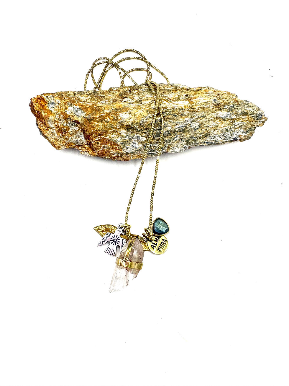 Collier Grigri médailles sacrées Quartz et oiseau