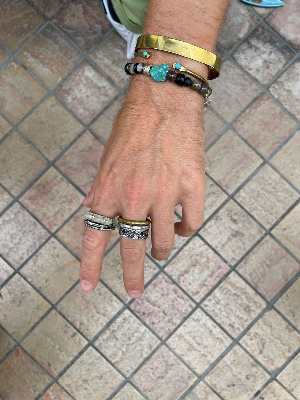 Miniature : Bague texturée Volcano en argent mixte