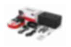 Pompe électrique portable rechargeable pour planches à pagaie, présentée avec son boîtier de transport, ses tuyaux flexibles,