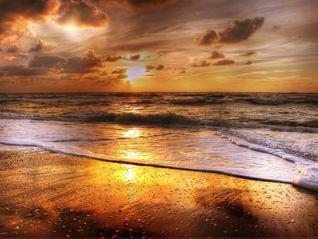 Onde colme sulla riva che arrivano e ritornano: metafora del movimento intelligente delle pratiche integrate