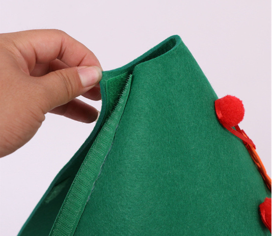 ภาพขนาดย่อ: Toddler Christmas Tree