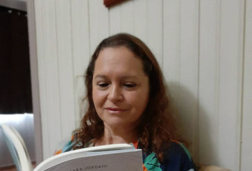 Leitora - Viagens para o despertar