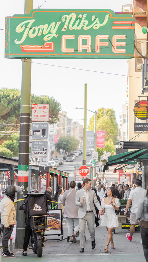 urban San Francisco engagement photos