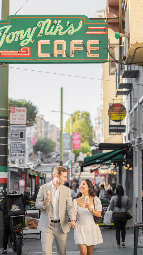 urban San Francisco engagement photos