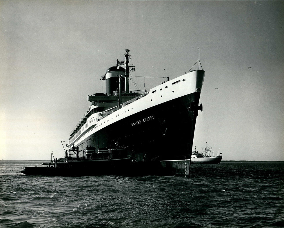 SS United States in Hampton Roads