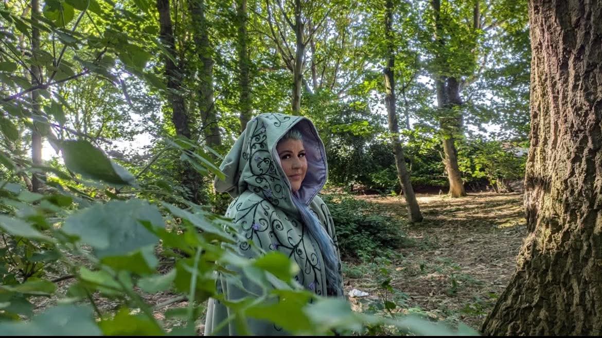 Writer: Aimee Gillian