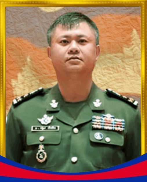 ហ៊ុន ម៉ានិត.gif