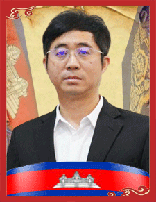លី-ដាវុធ.gif