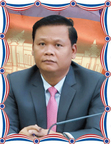 ទន្ដបណ្ឌិត-អឿន-បូរារ័ត្នន៍.gif