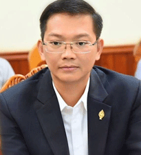 ៩-ឃុត-ចាន់ដារ៉ា.gif