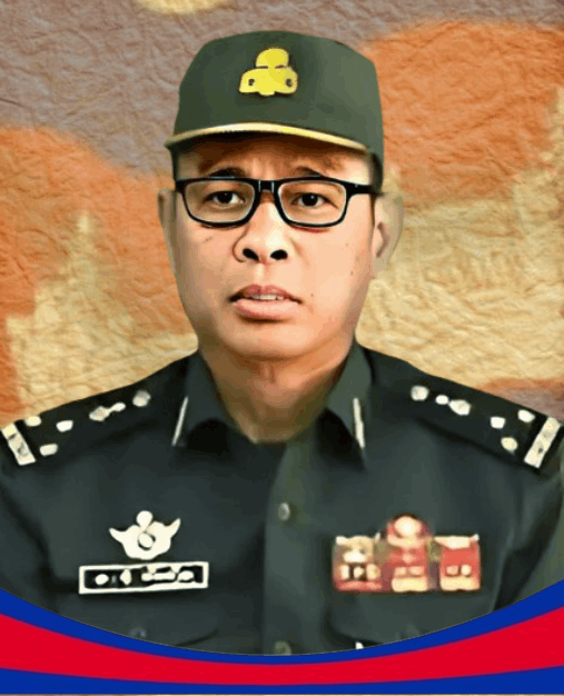 មុំ លីមឿន.gif