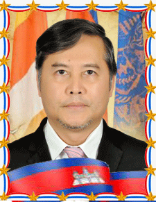 យូរ៉ាត់-ម៉ាត់សេត.gif