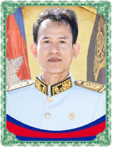 វ៉ាន់-សារ៉ាវុធ.gif