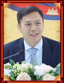 ណាំ-លីណាល់.gif