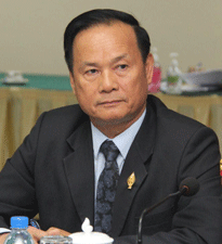 ២-ឈឹម-ម៉ា.gif